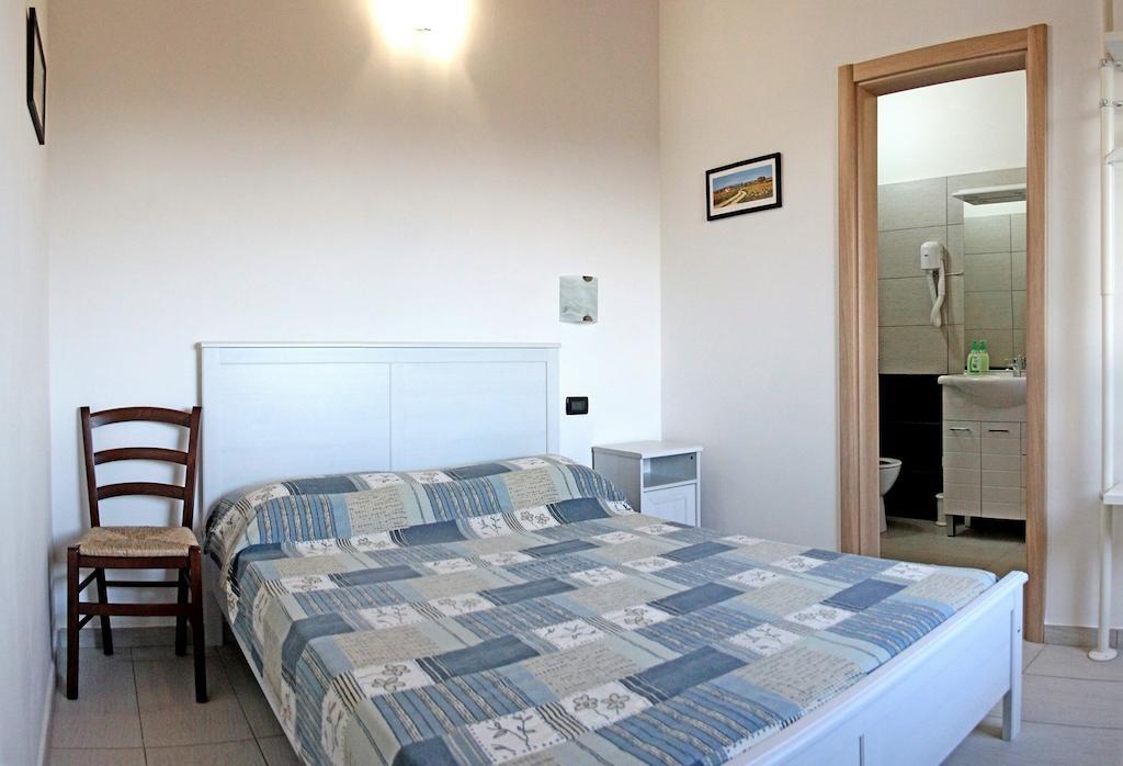 B&B S'Ena Suni Стая снимка