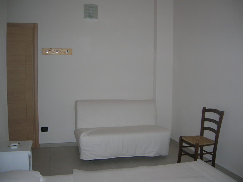B&B S'Ena Suni Стая снимка